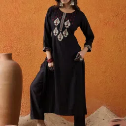 Indo Era Black Regular Fit Embroidered Kurta image 4