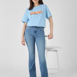 Wrangler Mid Blue High Rise Flaired Fit Jeans image 4