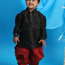 VASTRAMAY Boys Black KurtaSets-picture-4