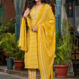 Juniper Ethnic Motifs Printed V-Neck Sequinned Straight Kurta with Trousers & Dupatta image 2