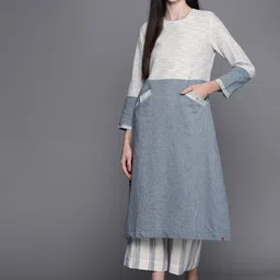 Biba Women Blue Colourblocked Regular Pure Cotton Kurta with Palazzos-image-15