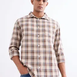 Spykar Light Fawn Cotton Regular Fit Checked Shirt-picture-11