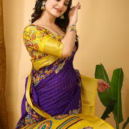 KALINI Checked Zari Saree With Unstitched Blosue Piece image 4