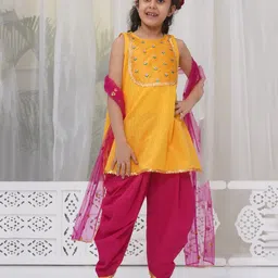 Little Bansi Cotton Sleeveless Floral Embroidered & Gota Lace Embellished Kurta With Dhoti & Dupatta Set - Yellow-picture-15
