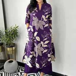 CaniBani Women Floral Printed Regular Kurta with Trousers image 5