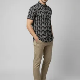 MANRANGI Men Slim Fit Printed Casual Shirt image 4