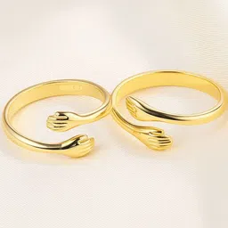 DressBerry Set Of 2 Gold-Plated Cuddle Hug Finger Rings image 4