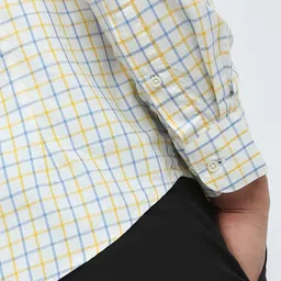 Raymond Checked Pure Cotton Slim-Fit Cutaway Collar Casual Shirt image 2