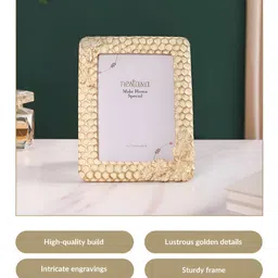 Nestasia Yellow Acrylic Table Photo Frames image 4