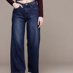 The Roadster Life Co.Women Wide Leg High-Rise Light Fade Jeans-image-37