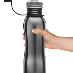 Milton Black & Red Easy Grip 750 Stainless Steel Bottle Set of 2 Pieces 750 ml Each image 4