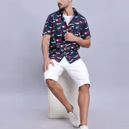 TOMMY HILFIGER White Regular Fit Solid Shorts image 5