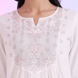 Aurelia White Cotton Blend Embroidered Kurti image 5