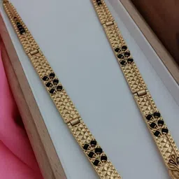 niva fashion Gold-Plated Brass Necklace & Earrings image 2