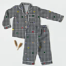 Cocoon Care Bamboo Cotton Woven Full Sleeves Gingham Checked & Hearts Printed Coordinating Night Suit Set - Black-picture-20