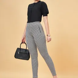 Annabelle by Pantaloons White Chequered Leggings image 5