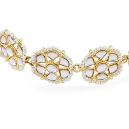Zaveri Pearls Gold Tone Kundan & Pearls Studded Flowers Ethnic Head Chain-ZPFK13107 image 5