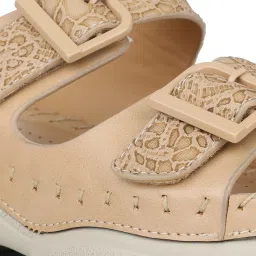 Inc.5 Women's Tan Casual Sandals image 5