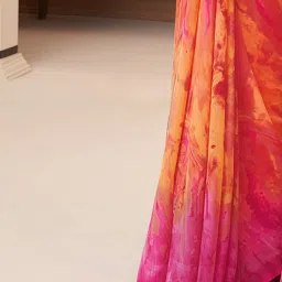 Saree Mall Orange & Pink Printed Saree With Unstitched Blouse image 5