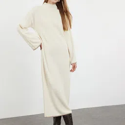 Trendyol Solid Mock Neck A-Line Midi Dress-picture-33