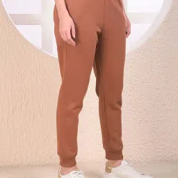 Crimsoune Club Brown Blended Regular Fit Trackpants image 4