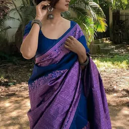 CANIZZARO Woven Design Zari Silk Blend Banarasi Saree image 3