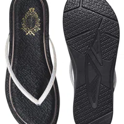 Shoetopia Elevated Wedge Glitter Detailed Sandals - Black image 5