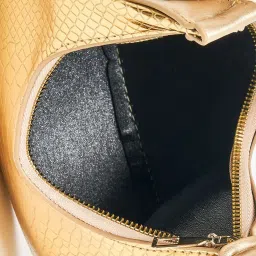 Styli Gold Textured Hobo Shoulder Handbag image 5