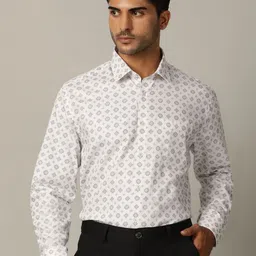 JADE BLUE Men Spread Collar Floral Printed Cotton Formal Shirt-picture-27