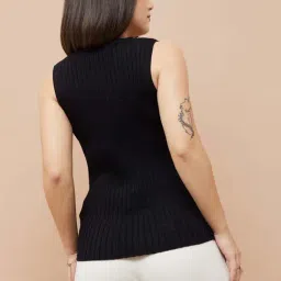 Code By Lifestyle Black Regular Fit Top image 2