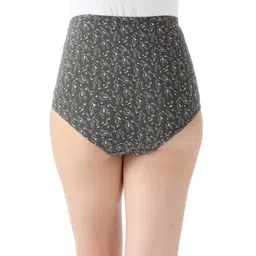 Bella Mama Cotton Elastane High Coverage Floral Printed Panties Pack of 2 (Color May Vary) image 5