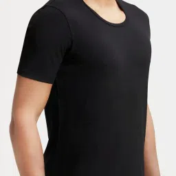 Jockey 2605 Men's Soft Touch Microfiber Elastane Stretch Half Sleeve Thermal Undershirt image 5