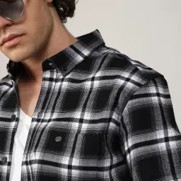 Campus Sutra Multicolored Regular Fit Checks Shirt image 5