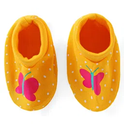 Babyhug 100% Cotton Mittens & Booties Butterfly Print - Yellow image 4