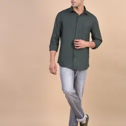 Cantabil Green Regular Fit Solid Casual Shirt image 5