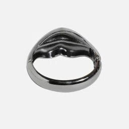 Sohi Lips Dark Silver Bracelet image 5