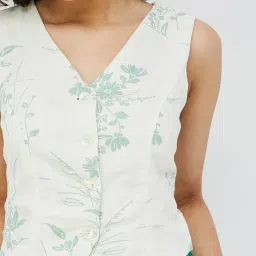 Ginger by Lifestyle Off White Floral Print Crop Top image 5