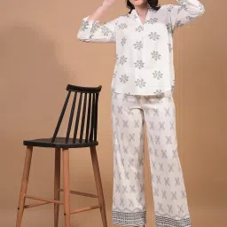 Crimsoune Club White Blended Printed Trousers image 5