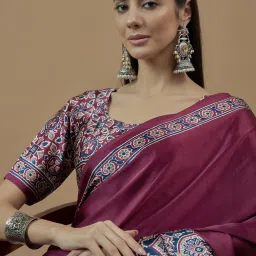 Saree Mall Magenta Crepe Self Saree with Blouse Piece image 5