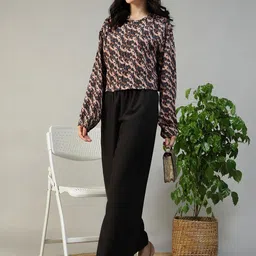 Oxolloxo Print Crop Top image 5