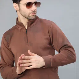 V-Mart Men Sweatshirt image 2