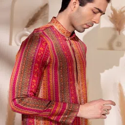 charchaand Men Thread Work Handloom Kurta image 5