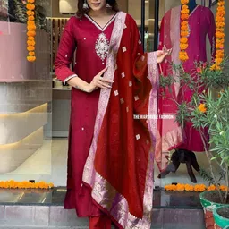 MEHZEEL FAB Women Ethnic Motifs Embroidered Regular Thread Work Pure Cotton Kurta Set image 3