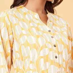 Rangmanch by Pantaloons Yellow Printed Straight Kurta image 5