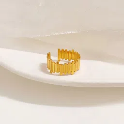 Jewels Galaxy Gold-Plated Anti-Tarnish Finger Ring image 2