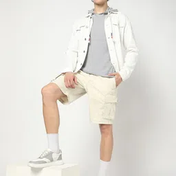 GAP Men Solid Mid-Rise Cargo Shorts-picture-33