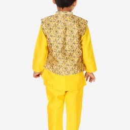 Superminis Ethnic Motifs Printed Kurta with Pyjamas image 5