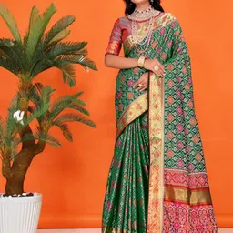 AKSH FASHION Bandhani Zari Pure Silk Patola Saree-image-97