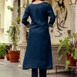 little heaven Women Ethnic Motifs Embroidered Regular Thread Work Chanderi Silk Kurta with Trousers & With image 5