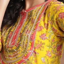 Varanga Yellow Regular Fit Printed Kurta image 5